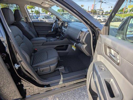 2025 Nissan Pathfinder S 4WD