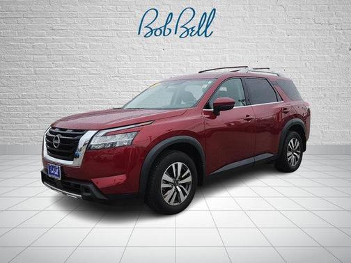 Scarlet Ember Tintcoat 2023 Nissan Pathfinder SL 4WD