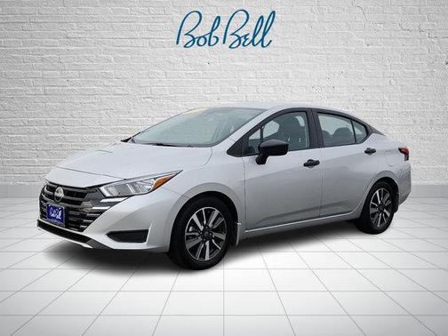 2023 Nissan Versa 1.6 S