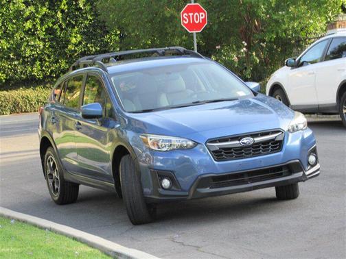 Quartz Blue Pearl 2018 Subaru Crosstrek 2.0i Premium