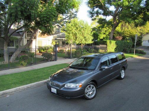 2007 Volvo V70 2.4