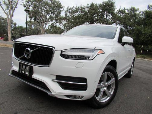 Ice White 2016 Volvo XC90 T5 Momentum