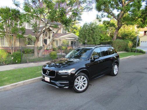 Onyx Black Metallic 2016 Volvo XC90 T6 Momentum