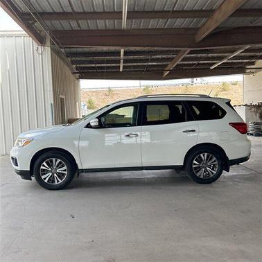 2018 Nissan Pathfinder S