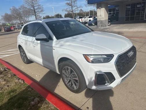 2023 Audi Q5 45 S line Premium Plus