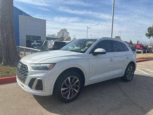 2023 Audi Q5 45 S line Premium Plus