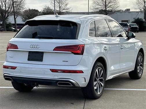 2023 Audi Q5 45 S line Premium Plus