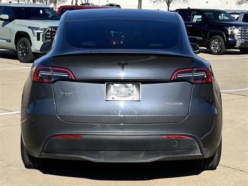 2023 Tesla Model Y Performance Dual Motor All-Wheel Drive