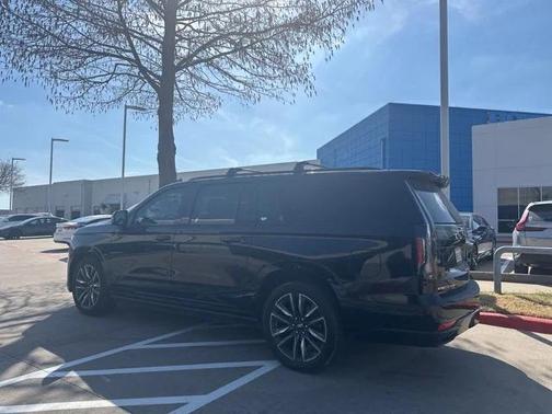 2022 Cadillac Escalade ESV Sport Platinum