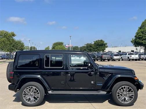 2022 Jeep Wrangler Unlimited 4xe Sahara High Altitude