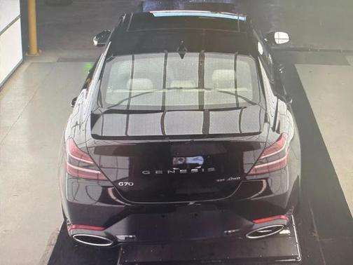 2022 Genesis G70 3.3T AWD