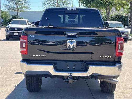 2020 RAM 2500 Limited Crew Cab 4X4 6'4' Box