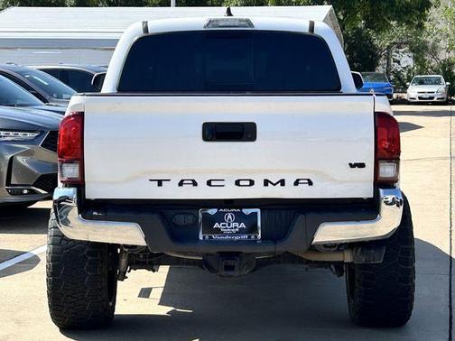Ice Cap 2023 Toyota Tacoma SR5