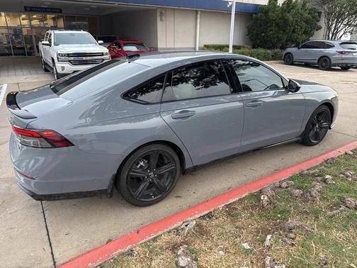 2023 Honda Accord Hybrid Base