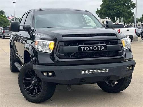 2017 Toyota Tundra SR5