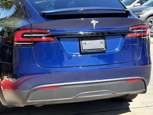 2022 Tesla Model X Dual Motor All-Wheel Drive