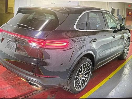 2019 Porsche Cayenne Cayenne