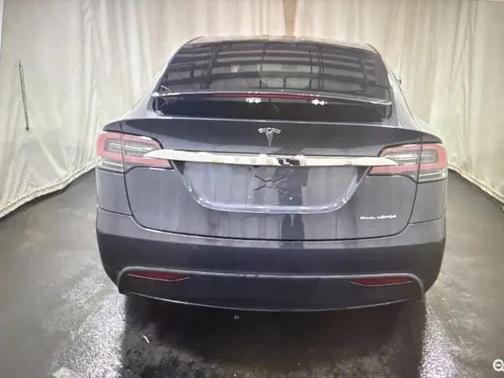 2019 Tesla Model X Long Range