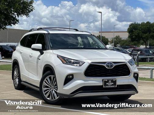 Blizzard Pearl 2021 Toyota Highlander Hybrid Platinum