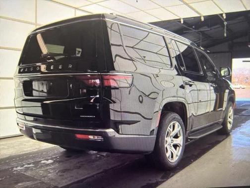 2022 Jeep Wagoneer Series II 4x4