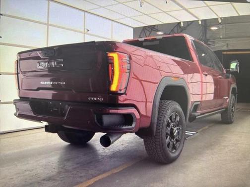 2024 GMC Sierra 2500 AT4