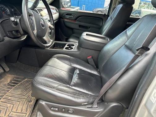 2013 GMC Yukon XL 1500 SLT