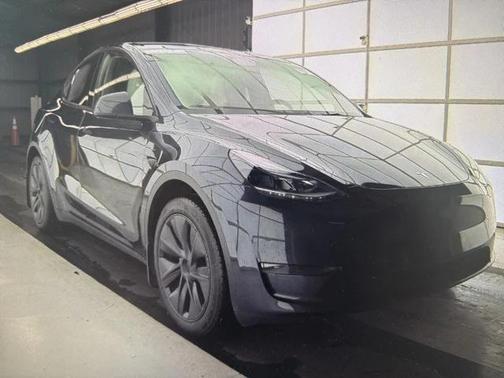 2024 Tesla Model Y RWD