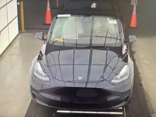 2024 Tesla Model Y RWD