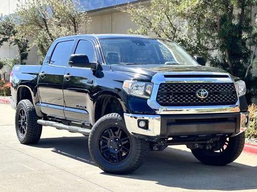 Midnight Black Metallic 2021 Toyota Tundra SR5