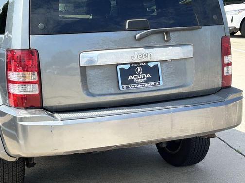 Mineral Gray Metallic Clearcoat 2012 Jeep Liberty Sport