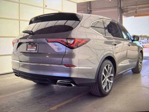 Liquid Carbon Metallic 2023 Acura MDX Technology Package
