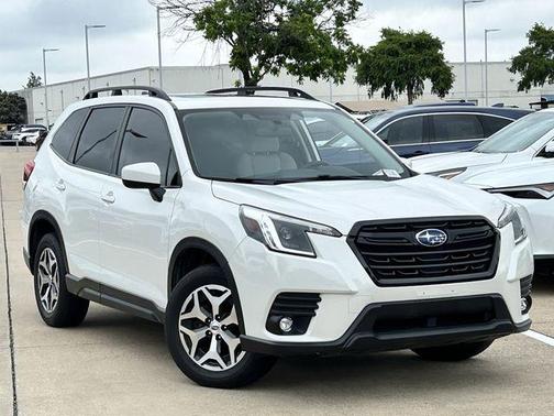 Crystal White Pearl 2024 Subaru Forester Premium