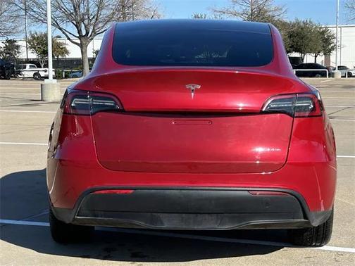 2023 Tesla Model Y Long Range Dual Motor All-Wheel Drive