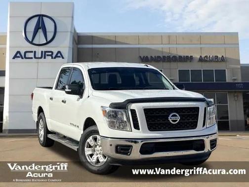 2019 Nissan Titan SV