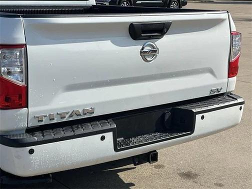 2019 Nissan Titan SV