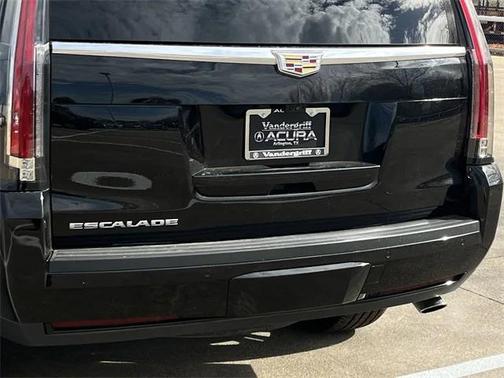 2019 Cadillac Escalade Luxury