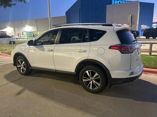 2018 Toyota RAV4 