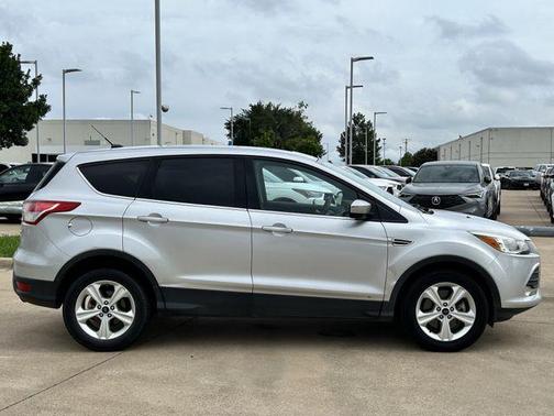 Ingot Silver 2015 Ford Escape SE