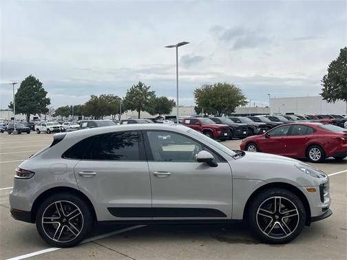 2021 Porsche Macan 