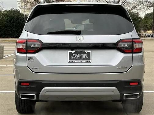 2023 Honda Pilot Touring 8-Passenger