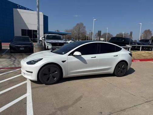 2023 Tesla Model 3 Standard Range