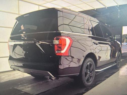 Burgundy Velvet Metallic Tinted Clearcoat 2021 Ford Expedition XLT