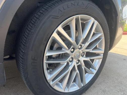 2023 Acura MDX Advance Package