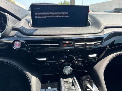 2022 Acura MDX Advance Package