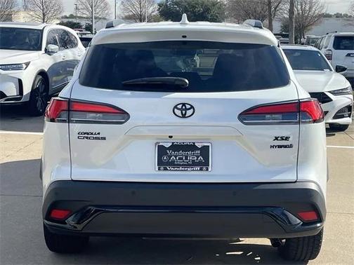 2023 Toyota Corolla Hybrid SE