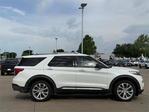 2021 Ford Explorer Platinum