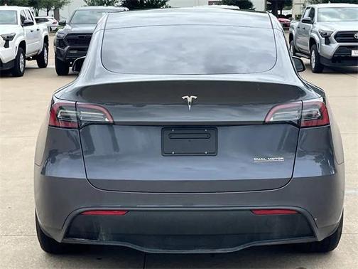 2023 Tesla Model Y Performance Dual Motor All-Wheel Drive