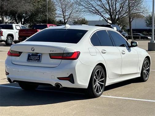 2019 BMW 330 330i