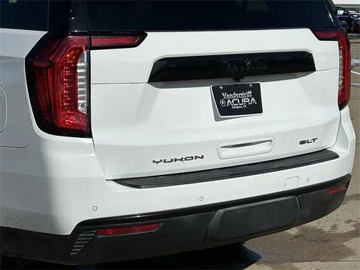 2021 GMC Yukon SLT