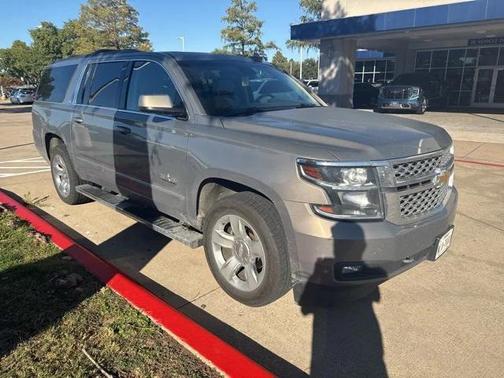 2017 Chevrolet Suburban LT